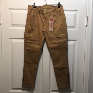 Levi cargo stretch pants